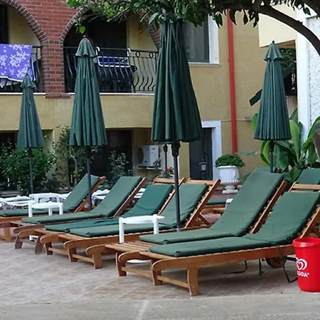 Apartahotel Maxwell Club 3*