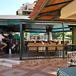 Maxwell Club Lejlighedshotel 3*
