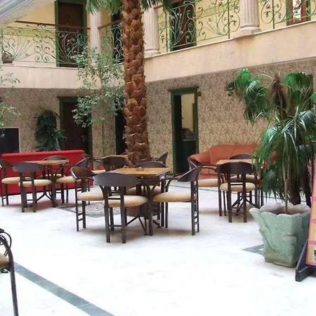Maxwell Club Ξενοδοχείο με διαμερίσματα Μαρμαρίς