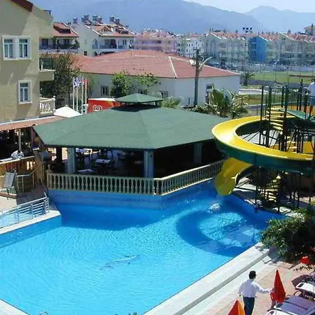 Aparthotel Maxwell Club 3*