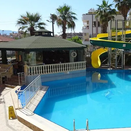 Aparthotel Maxwell Club 3*