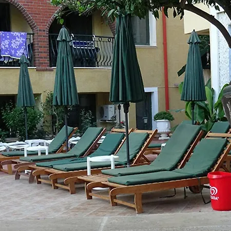 Apartahotel Maxwell Club