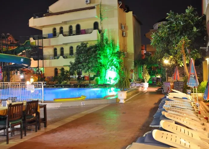 Maxwell Club Hotel de apartamente