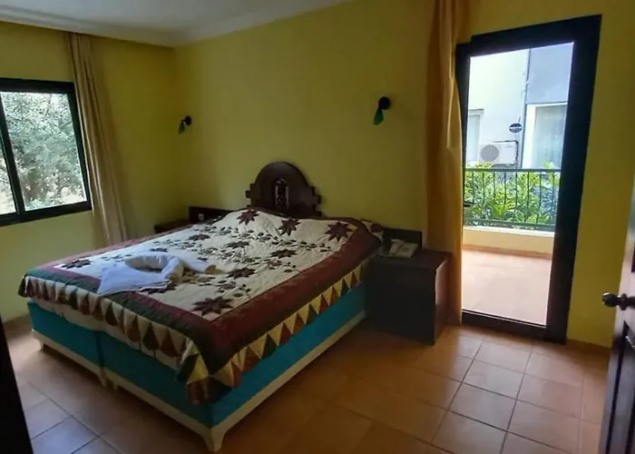 Apart Otel Maxwell Club