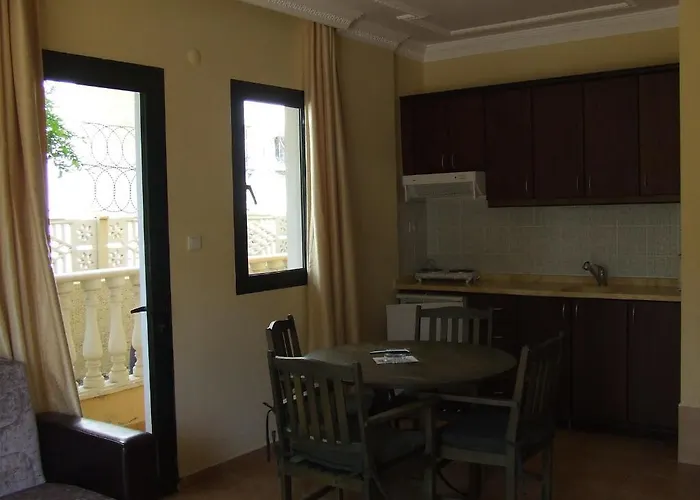 Maxwell Club Hotel de apartamente 3*