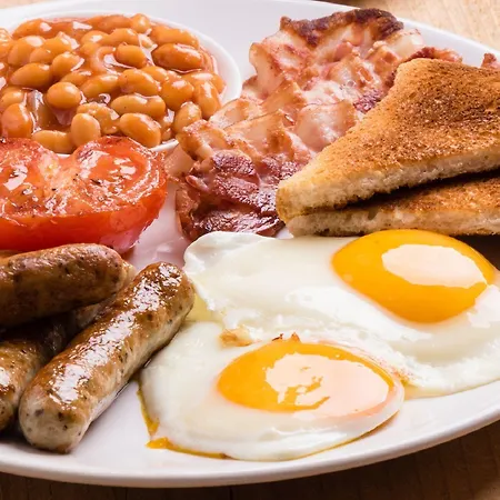 Maxwell Club Lägenhetshotell 3*