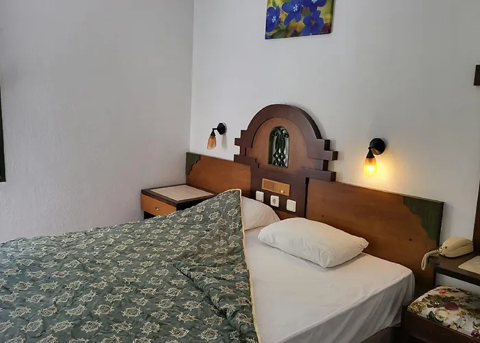 Hotel apartamentowy Maxwell Club