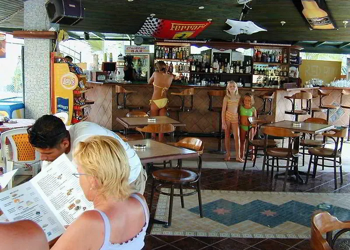 Apart-hotel Maxwell Club 3*