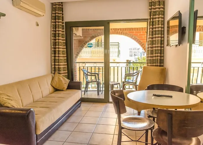 Maxwell Club Hotel apartamentowy Marmaris