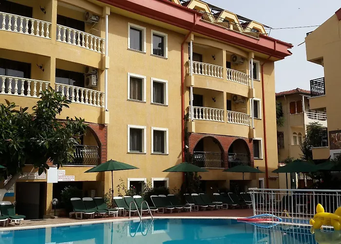 Hotel apartamentowy Maxwell Club 3*